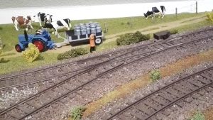 Fotograf mit Blitzlicht an der Spur1 Strecke